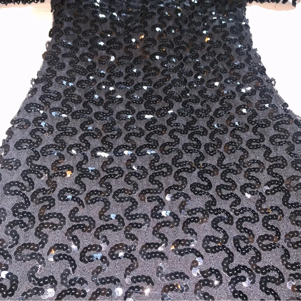 g l a m :: Vintage Glamorous Sequin Beaded Gatsby Dress - Picture 13 of 15